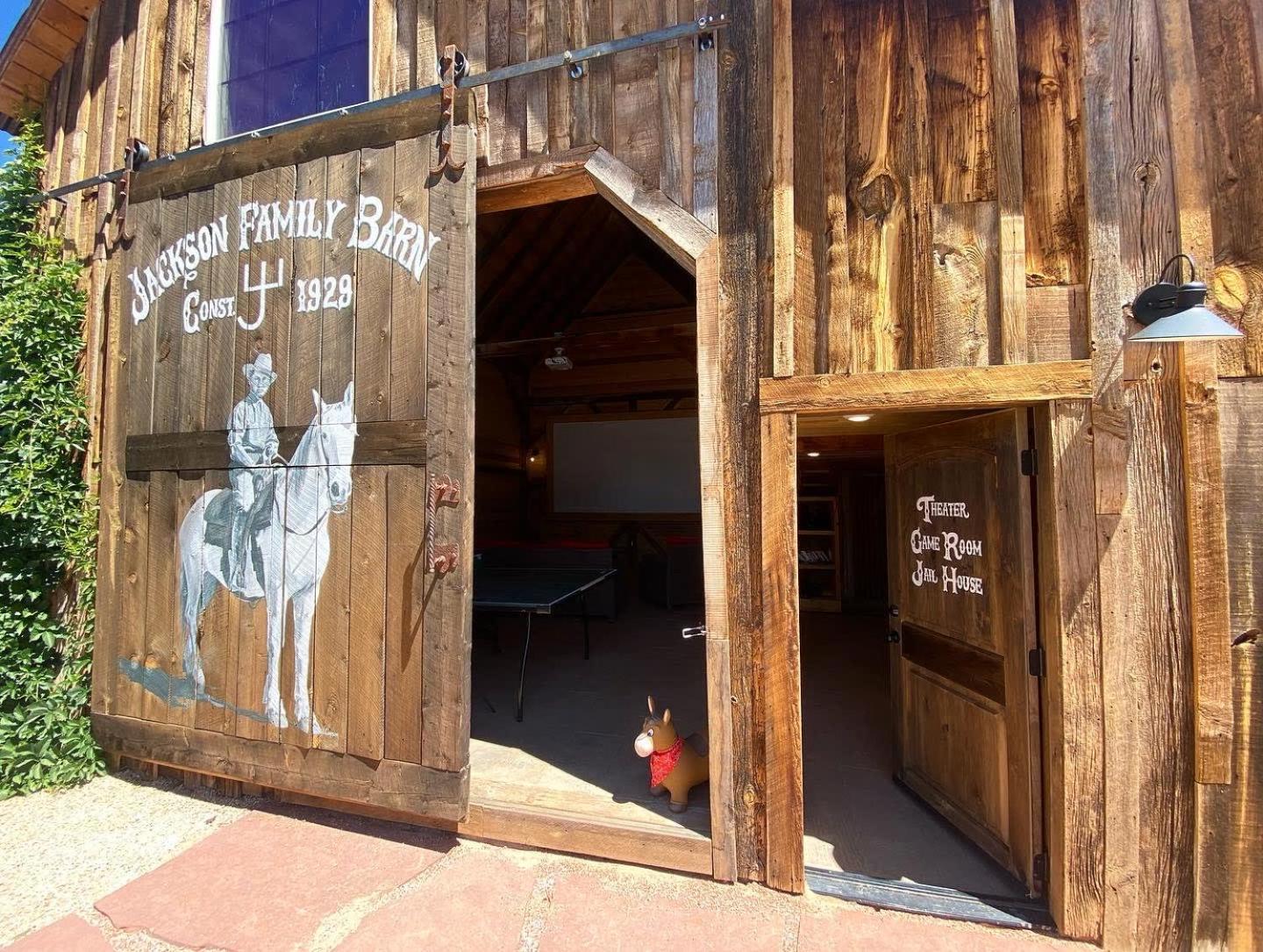 Timber & Tin G 2Bed 2Bath W Pool & Rooftop Deck カナブ エクステリア 写真