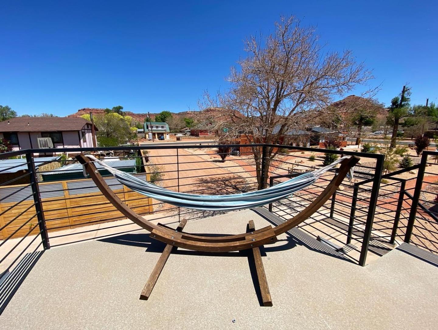 Timber & Tin G 2Bed 2Bath W Pool & Rooftop Deck カナブ エクステリア 写真
